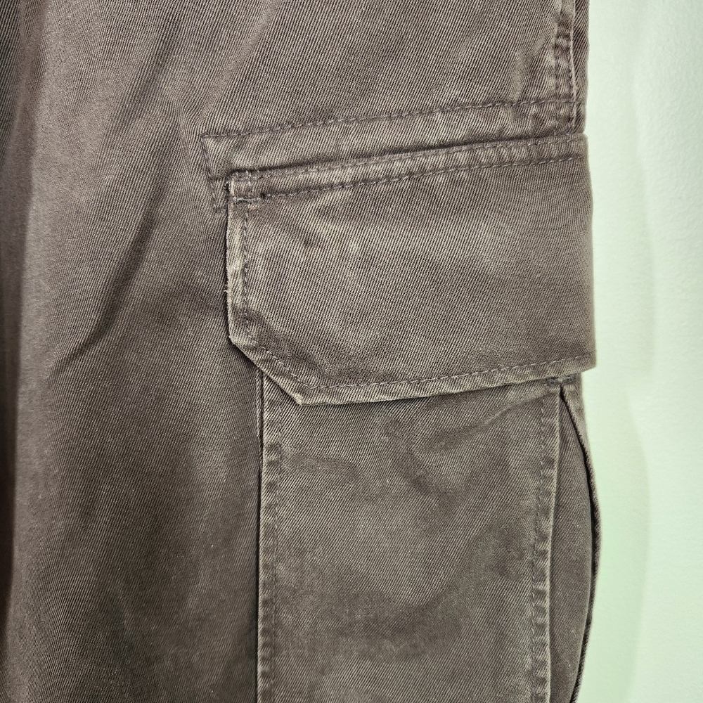Men's J Crew Cargo Brown Pants - Picture 3 of 6